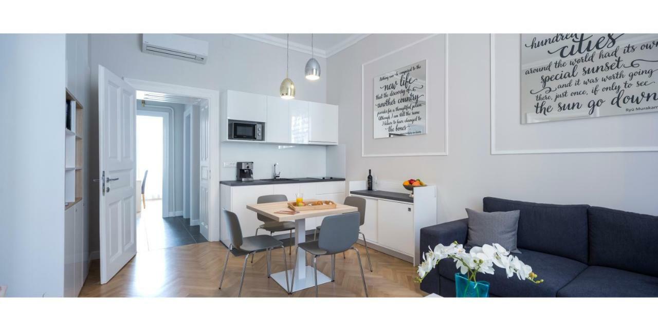 White Rose Apartment Zagreb Buitenkant foto